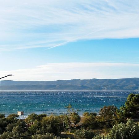 Ferienwohnung Am Sandstrand Omiš Dış mekan fotoğraf