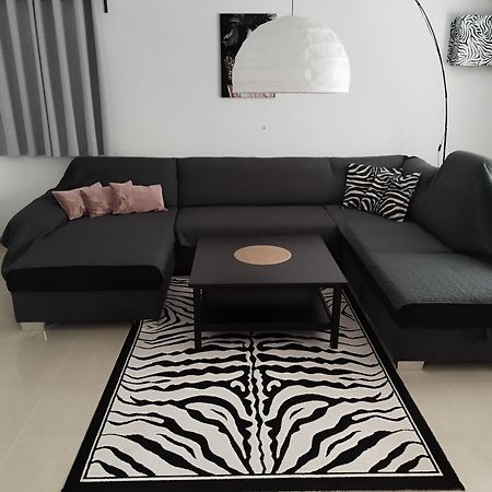 Ferienwohnung Am Sandstrand Omiš Dış mekan fotoğraf