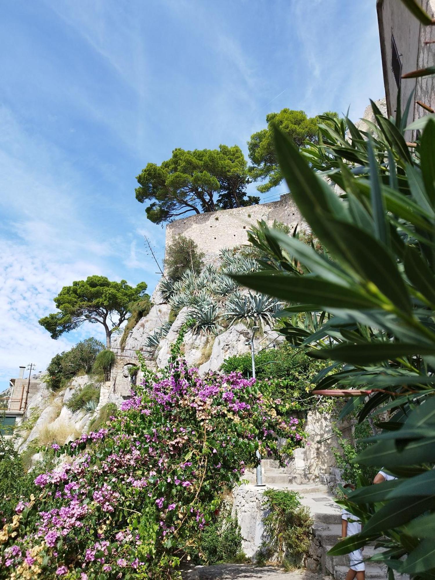 Ferienwohnung Am Sandstrand Omiš Dış mekan fotoğraf